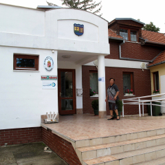 A GALÉRIA BEJÁRATA