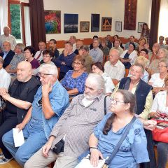 AZ ORFŰI KÖZÖNSÉG