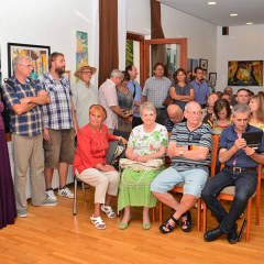 KEZDŐDIK A MEGNYITÓ