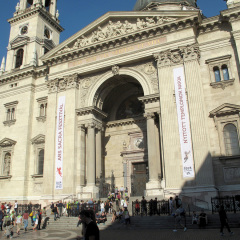 KÜLÖNLEGES HELYSZÍN