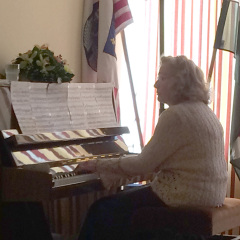 A KÍSÉROŐ ZENEI PROGRAM