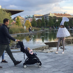 LÁTVÁNYOS BEMUTATÓ