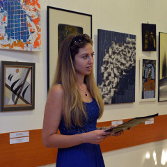 HUTÓCZKI VIVIEN A KÉPEM ELŐTT