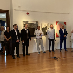 MEGNYITÓ TROMBITÁVAL