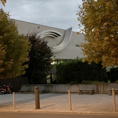 A GALÉRIA ÉPÜLETE