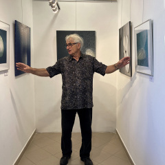 EGYSZERRE-KÉT-KÉPET