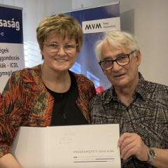 KARIKÓ KATALIN DEDIKÁLTA ALBUMOMAT