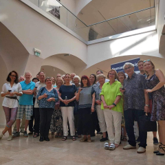 CSOPORTKÉP A MEGNYITÓ UTÁN