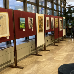 KÉPEK A PARAVÁNSORON