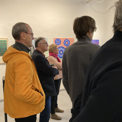 MŰVÉSZEK ÉS VENDÉGEK